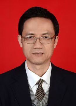 肖万春
